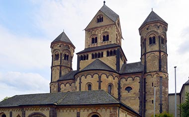 Maria Laach Abbey, Glees